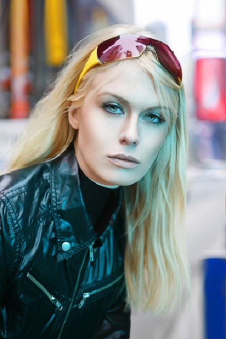 Photo of model Caridee English - ID 84784