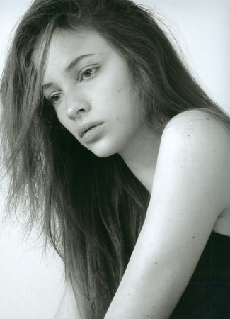 Photo of model Julie Marracino - ID 80042