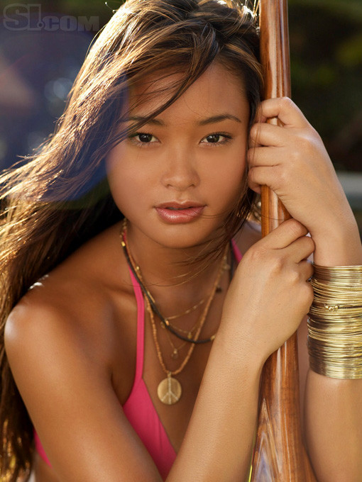 Photo of model Jarah Mariano - ID 331171