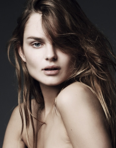 Photo of model Dimphy Janse - ID 329155