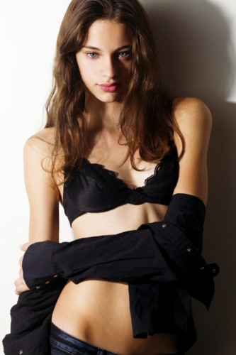 Photo of model Bárbara Cavazotti - ID 200541