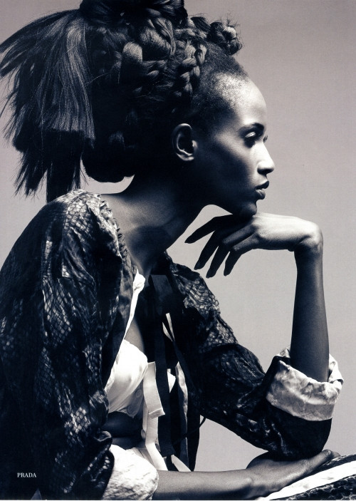 Photo of model Aminata Niaria - ID 226308