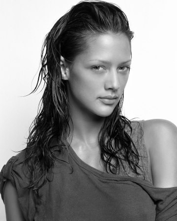 Photo of model Lorraine Van Wyk - ID 83326