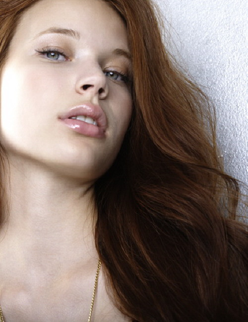 Photo of model Annie Beust - ID 127414