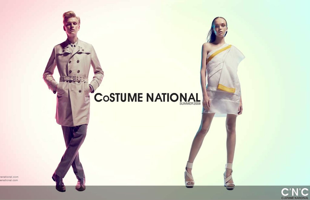 Costume national. Costume National дизайнер. C'N'C' Costume National обувь коллекция 2020. Обладает коллекция одежды. Costume National бренд на полке.