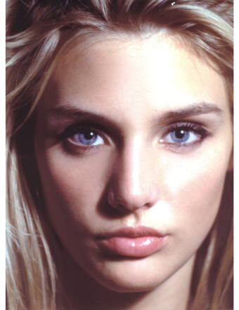 Photo of model Halli Martin - ID 91997