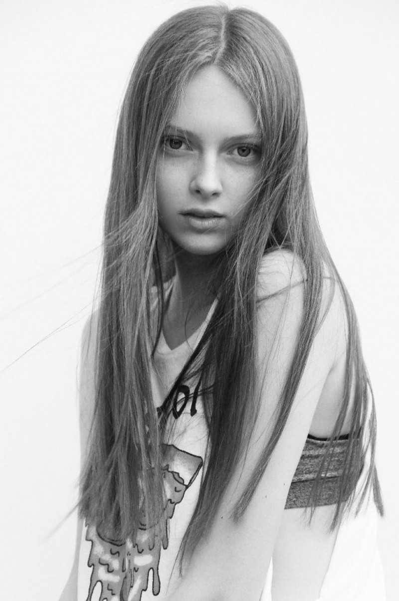 Photo of model Elina Nikitina - ID 566004