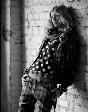 Photo of model Toni Garrn - ID 354631