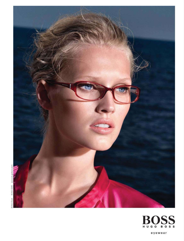 Photo of model Toni Garrn - ID 355046