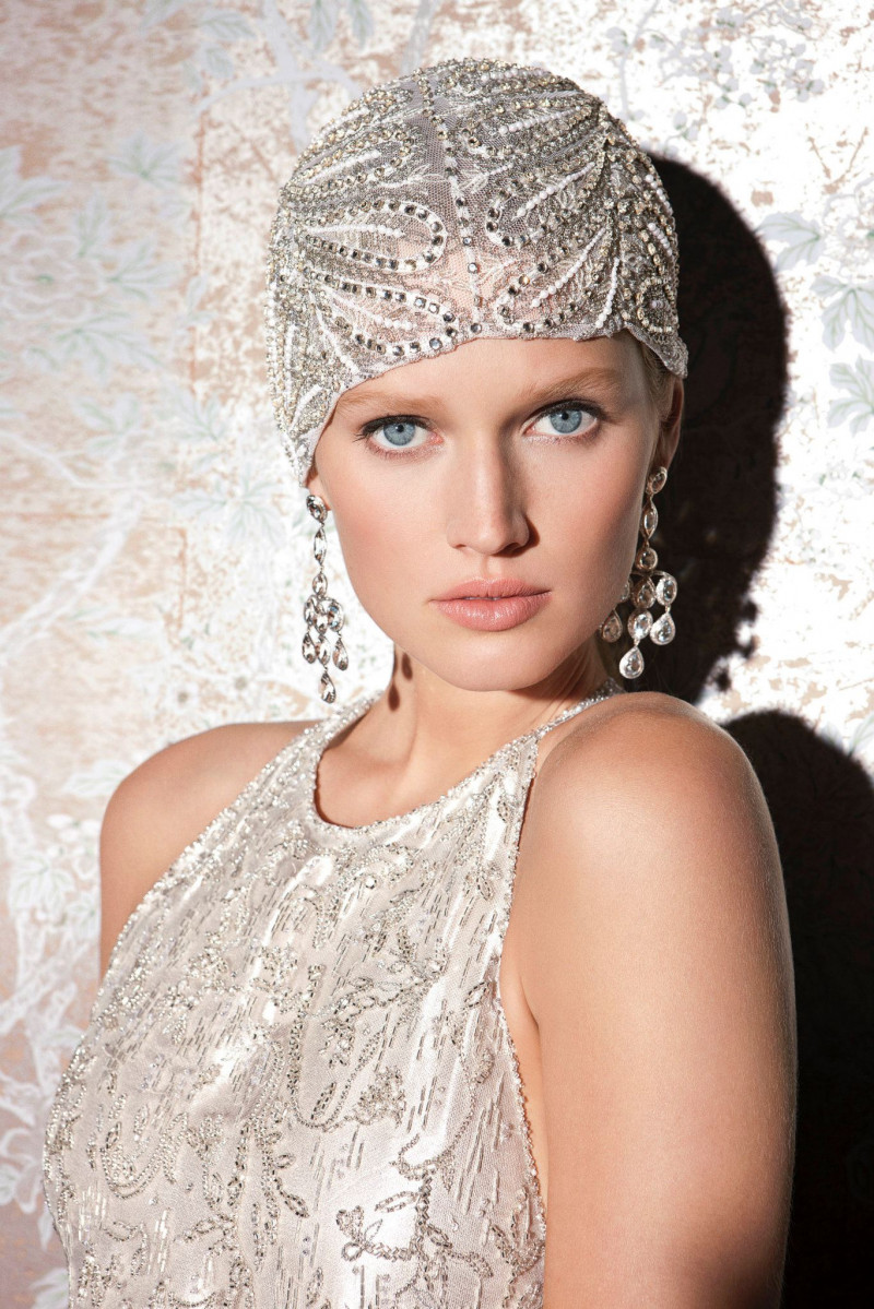 Photo of model Toni Garrn - ID 383207