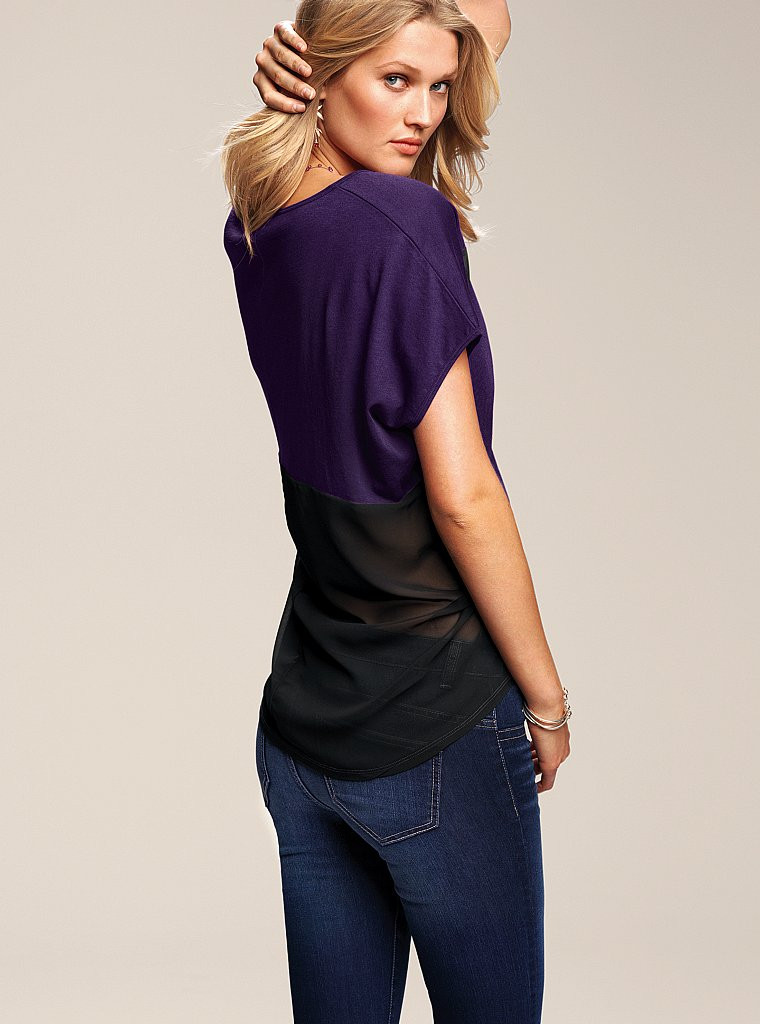 Photo of model Toni Garrn - ID 388831