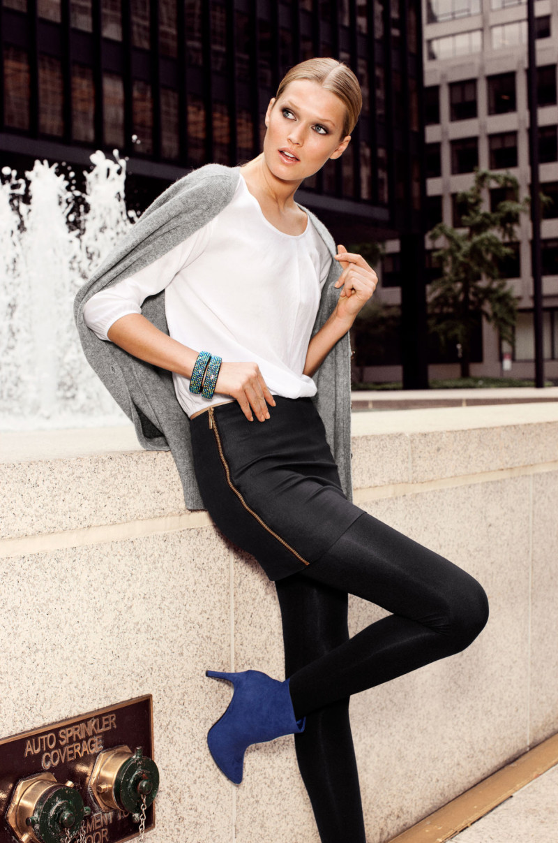 Photo of model Toni Garrn - ID 397049