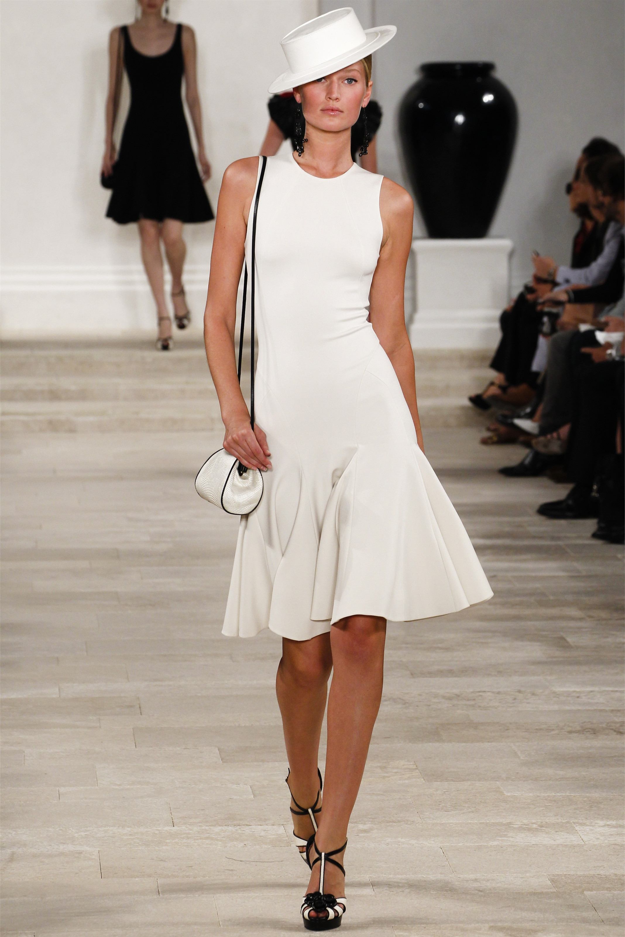 Мод white. Ralph Lauren 2013 Весна лето. Ralph Lauren 2013 лето. Летние платья Ральф Лорен. White Dress Ralph Lauren.