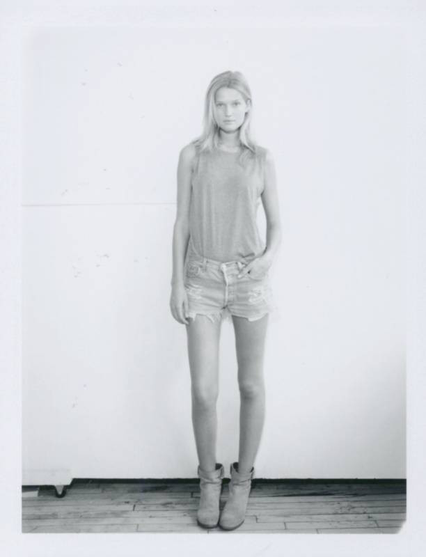 Photo of model Toni Garrn - ID 403329