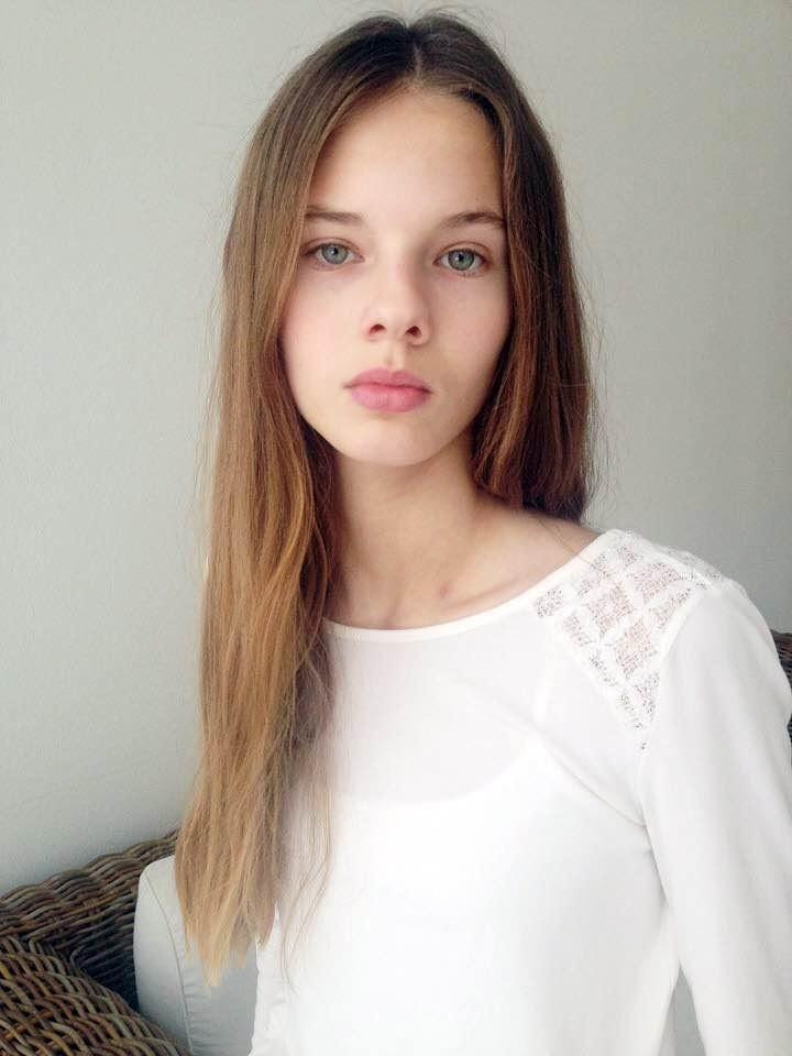 Photo of model Julia Merkelbach - ID 554982