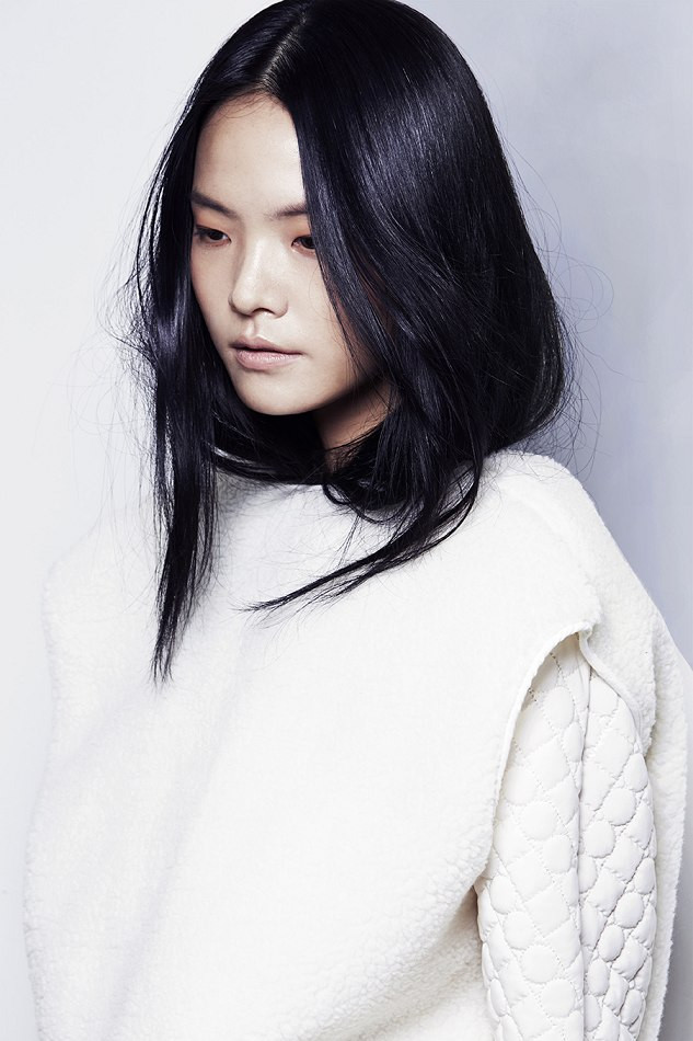 Photo of model Sujin Lee - ID 555288