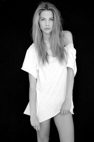 Photo of model Bridget Valentine - ID 383897