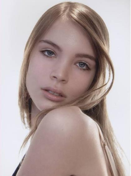 Photo of model Gwen Marie Carrier - ID 103013