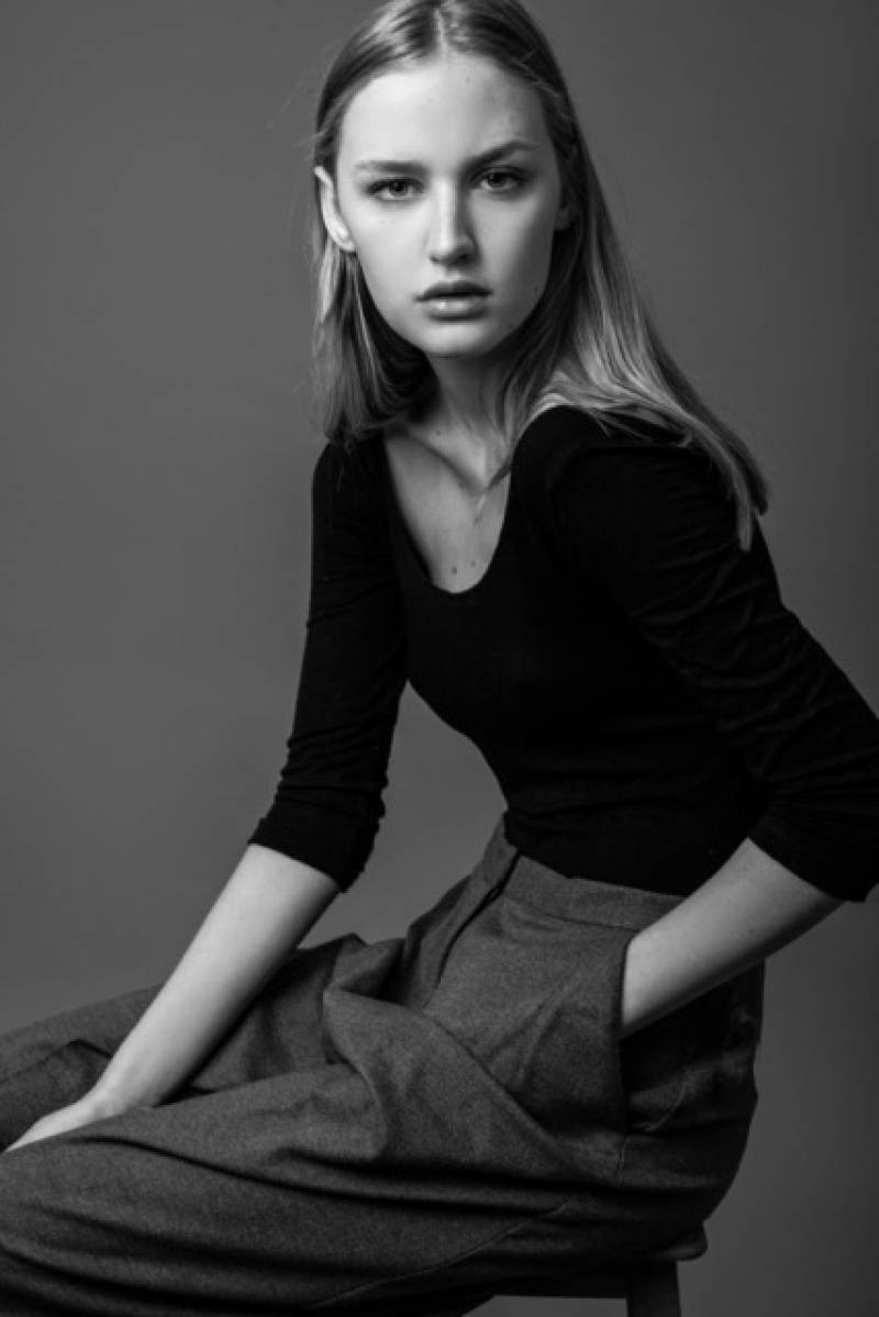 Photo of model Nicole Shechter - ID 557281