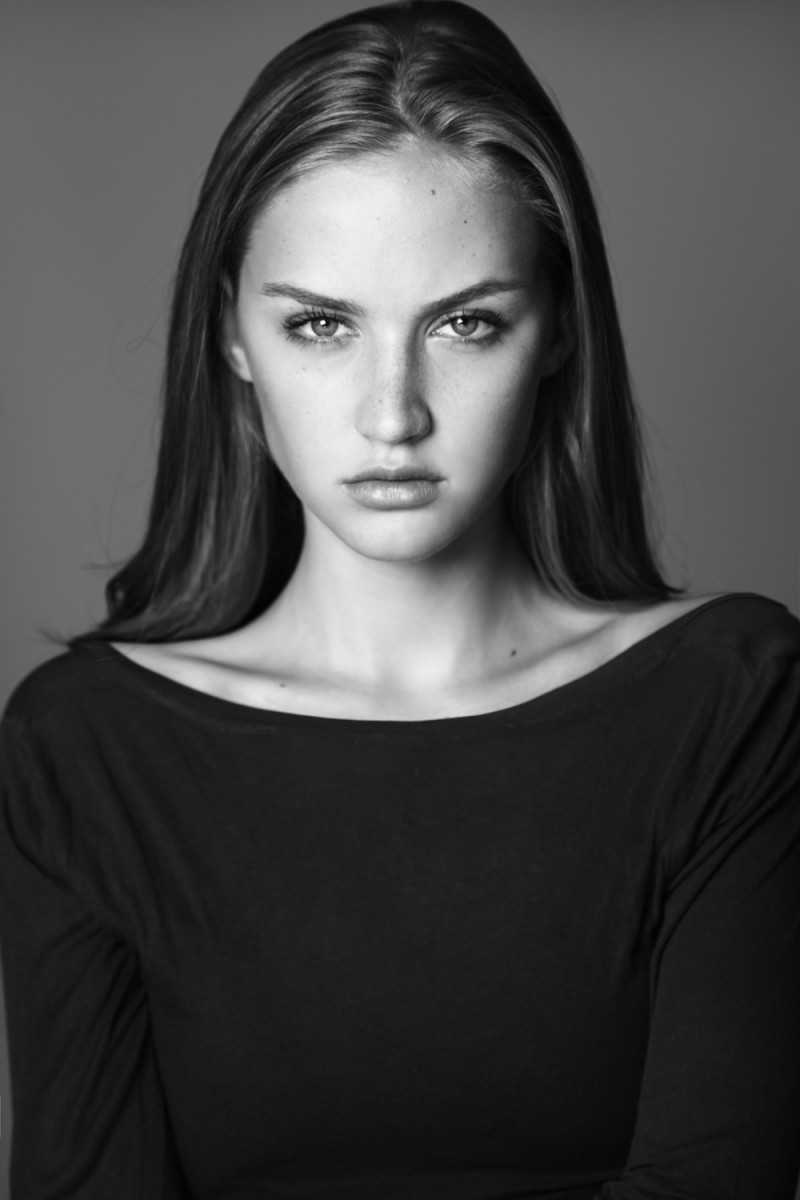 Photo of model Nicole Shechter - ID 557287