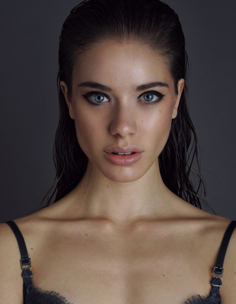 Photo of model Martina Nicoletti - ID 557521
