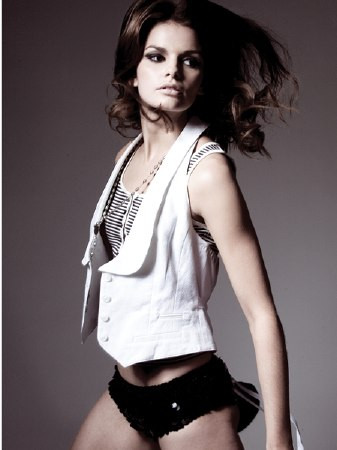 Photo of model Michelle Bentley - ID 112235