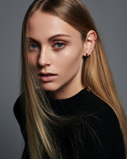 Photo of model Anna Sophia Evers - ID 557886