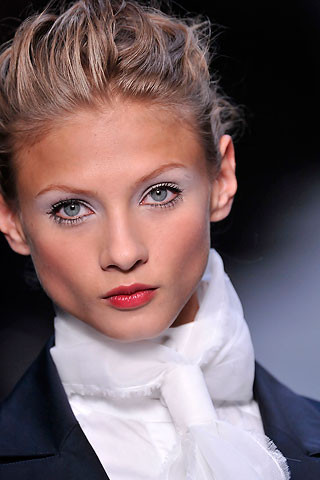 Photo of model Anna Selezneva - ID 242962