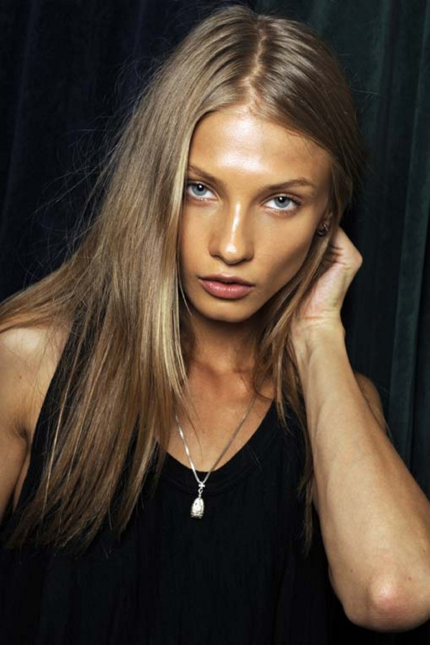 Photo of model Anna Selezneva - ID 260213