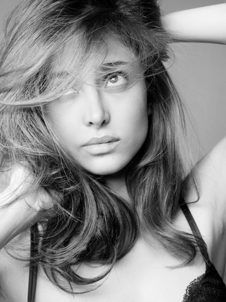 Photo of model Gloria Contreras - ID 365878