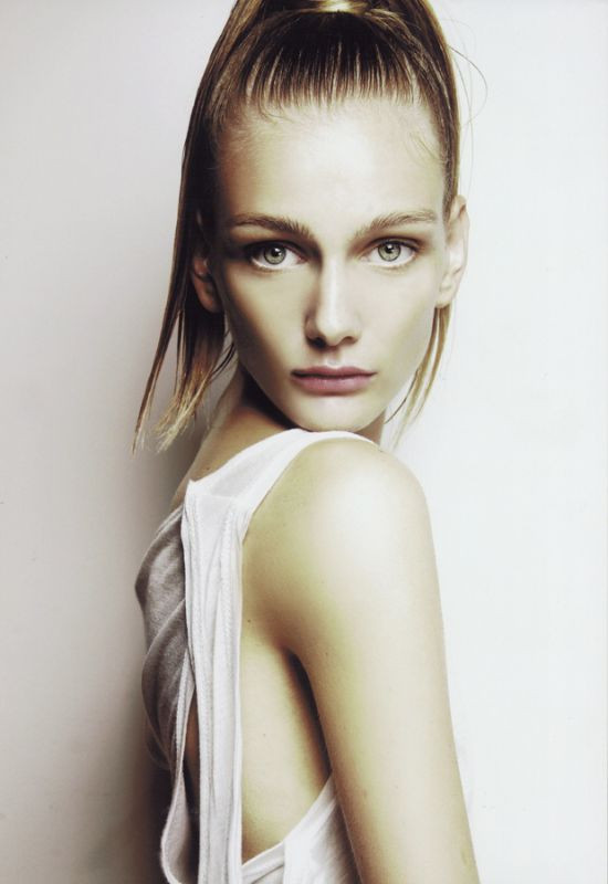 Photo of model Zuzana Straska - ID 304025