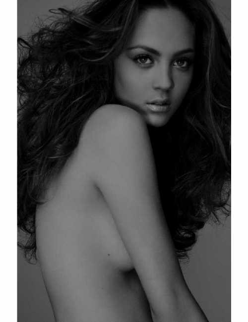 Photo of model Stefania Ferreira - ID 119562
