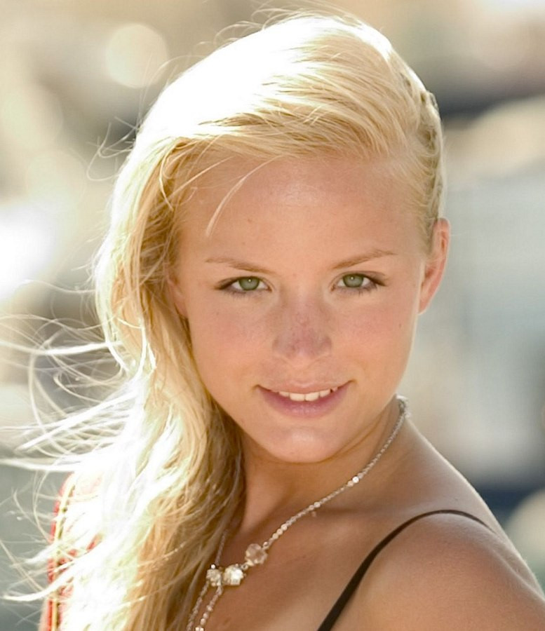 Photo of model Alizee Poulicek - ID 132767