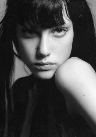 Photo of model Raquel Nave - ID 185520
