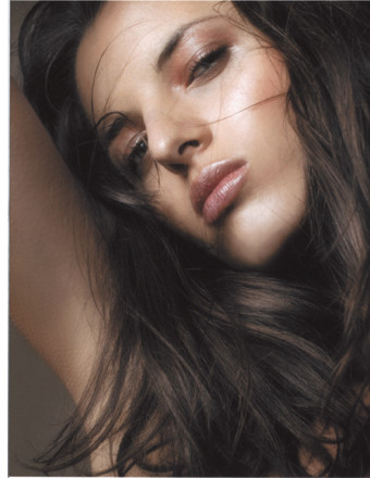 Photo of model Laura Gabriela Beu - ID 136661