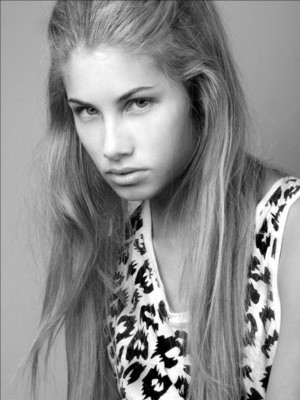 Photo of model Marta Vicente - ID 138563