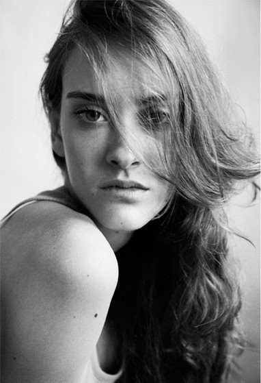 Photo of model Alice Langeani - ID 143110