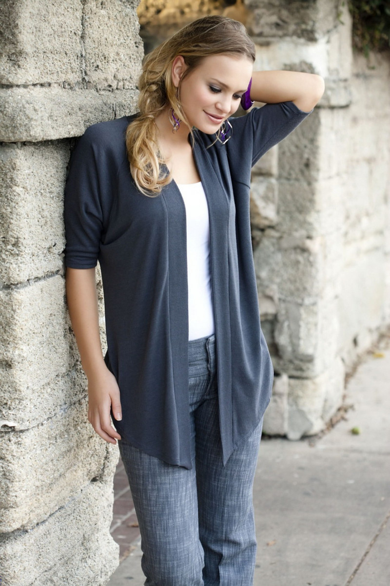 Photo of model Elisandra Tomacheski - ID 362573