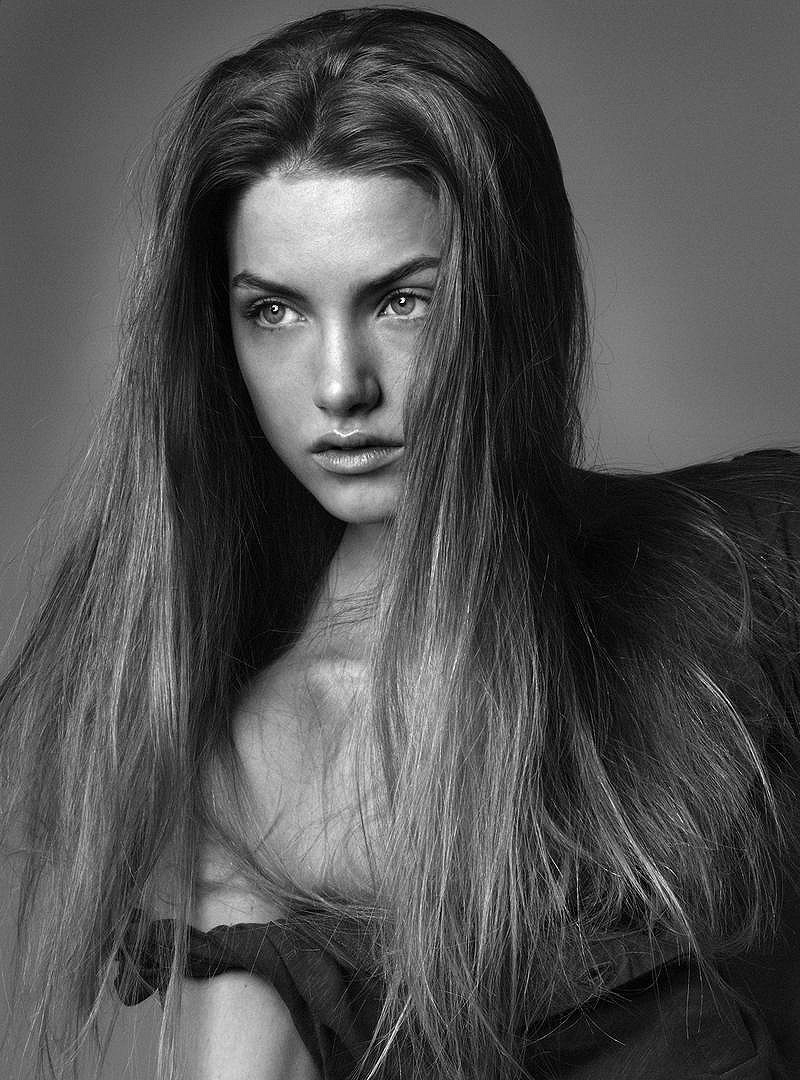 Photo of model Emma Maclaren - ID 390928