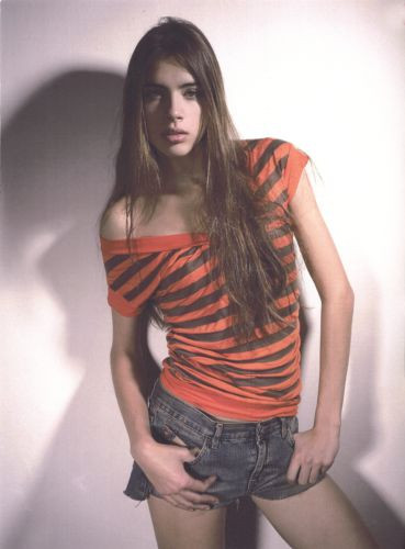 Photo of model Ellen Boulland - ID 146473