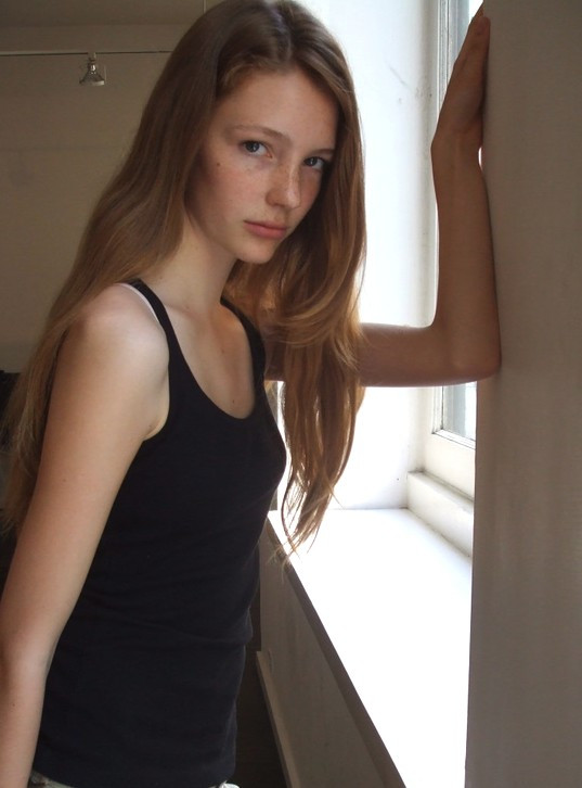 Photo of model Ronja van der Berg - ID 148088