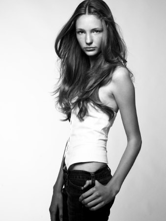 Photo of model Ronja van der Berg - ID 148090