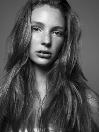 Photo of model Ronja van der Berg - ID 148091