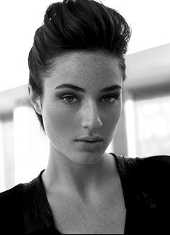 Photo of model Melissa Molson - ID 148409
