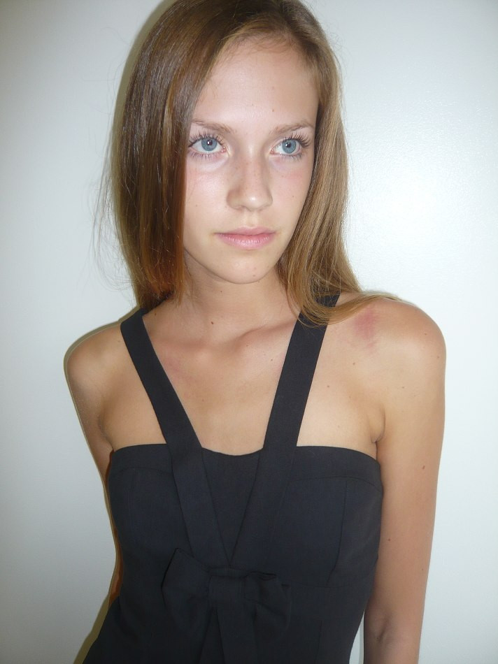Photo of model Rebeka Zuborova - ID 369110