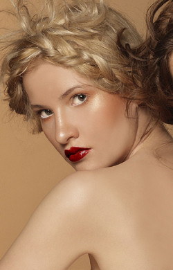Photo of model Veronika Losyuk - ID 154288