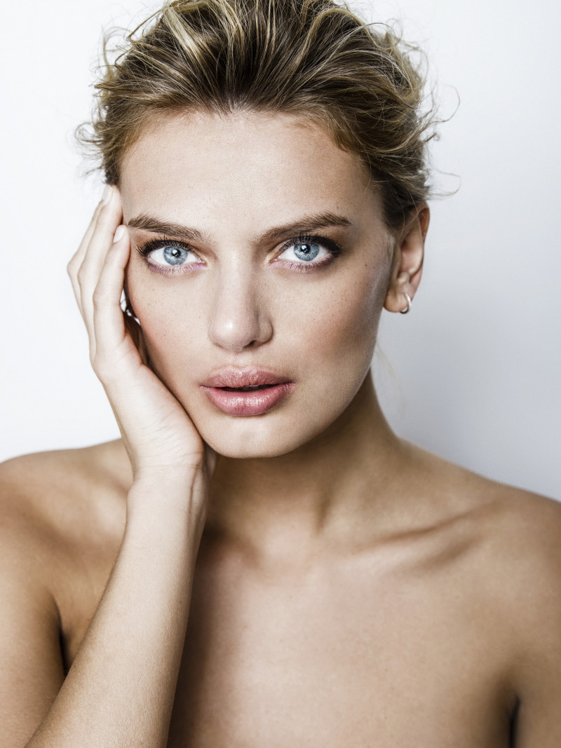 Photo of model Bregje Heinen - ID 583946