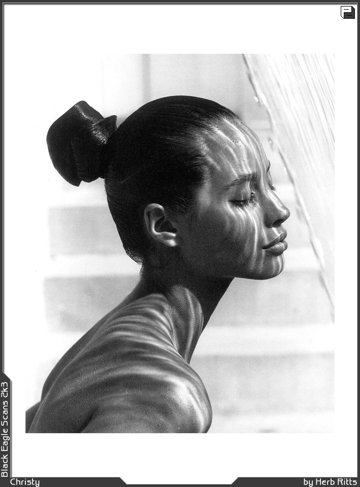 Photo of model Christy Turlington - ID 38905