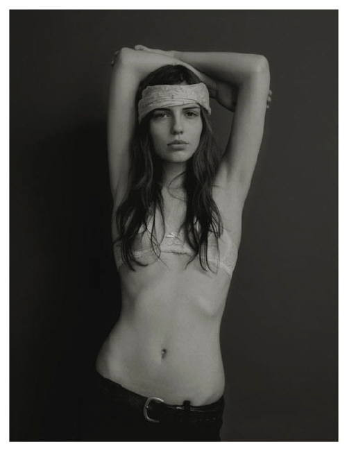 Photo of model Kate Amundsen - ID 155189