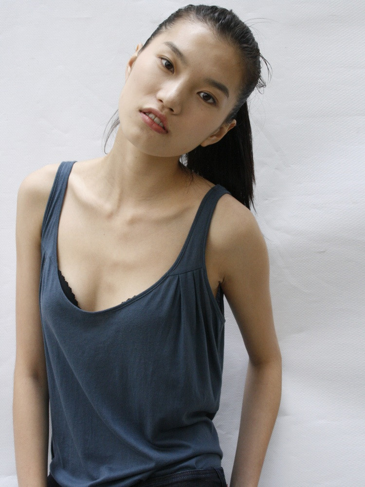Photo of model Danni Li - ID 155364